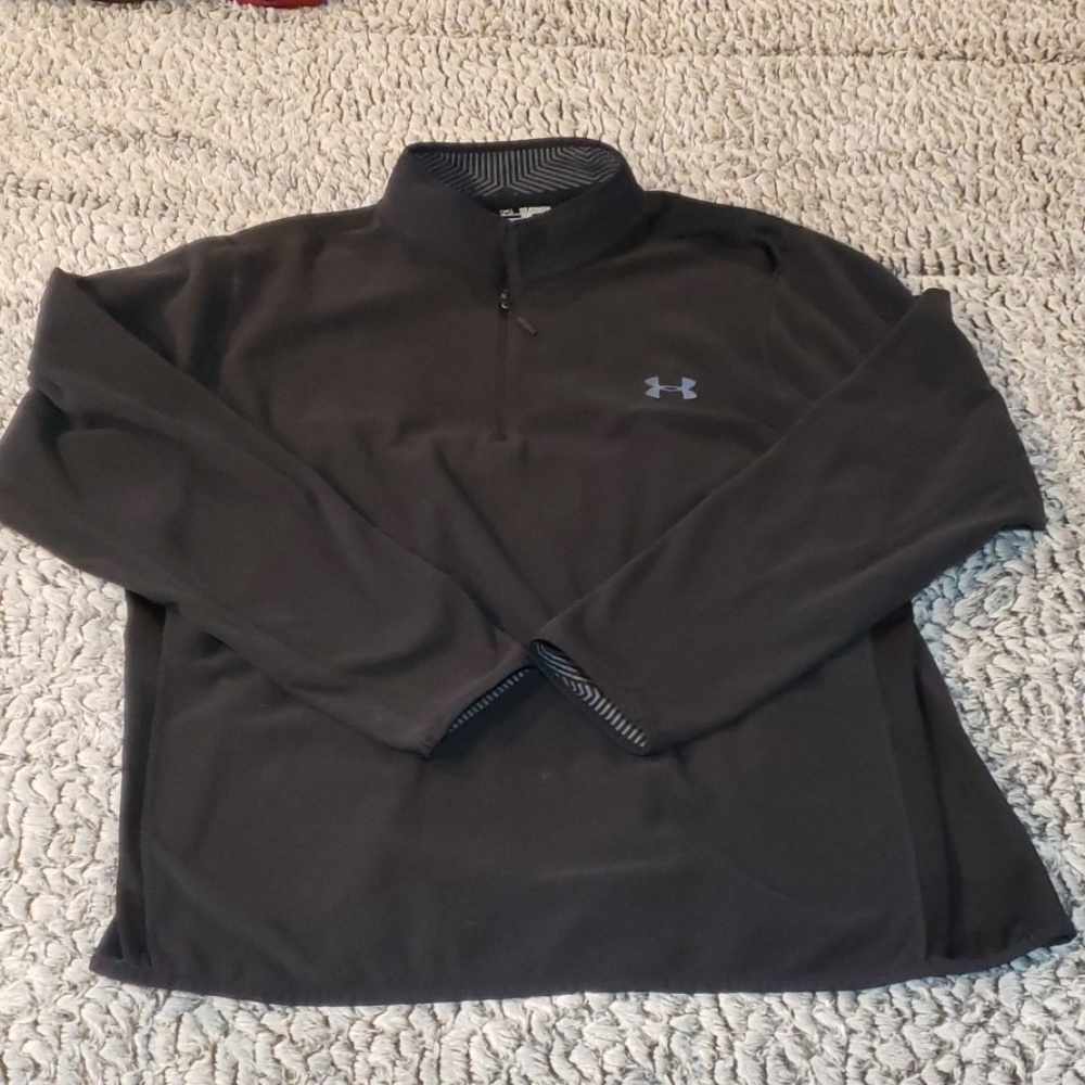 Pull over sweatshirt